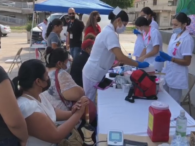 Aplican Rotarios de Nogales A.C. jornada de salud