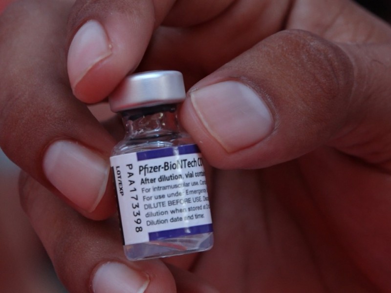 Aplicarán 35 mil dosis de vacuna Pfizer a jóvenes istmeños