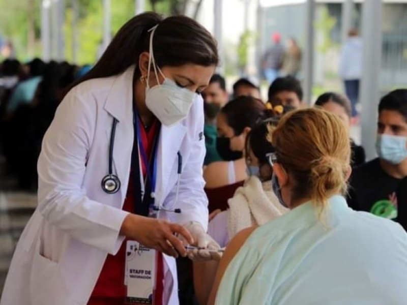 Aplicarán refuerzo antiCOVID a personal educativo de la región Zamora