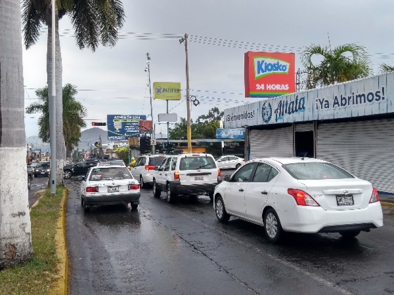 Apoya ayuntamiento remodelación de la Av. Jacarandas