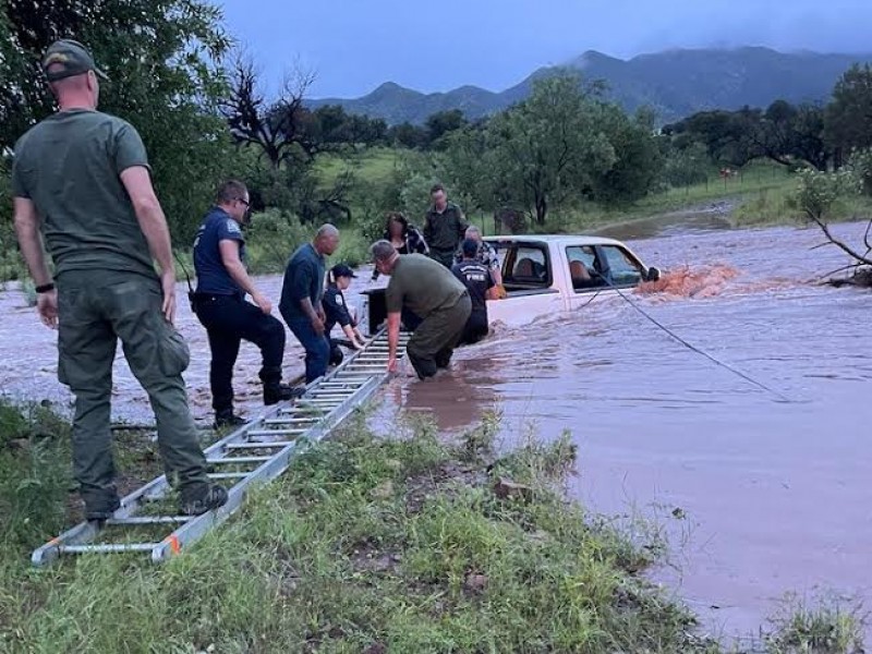 Apoya Patrulla fronteriza en rescate de personas durante tormentas