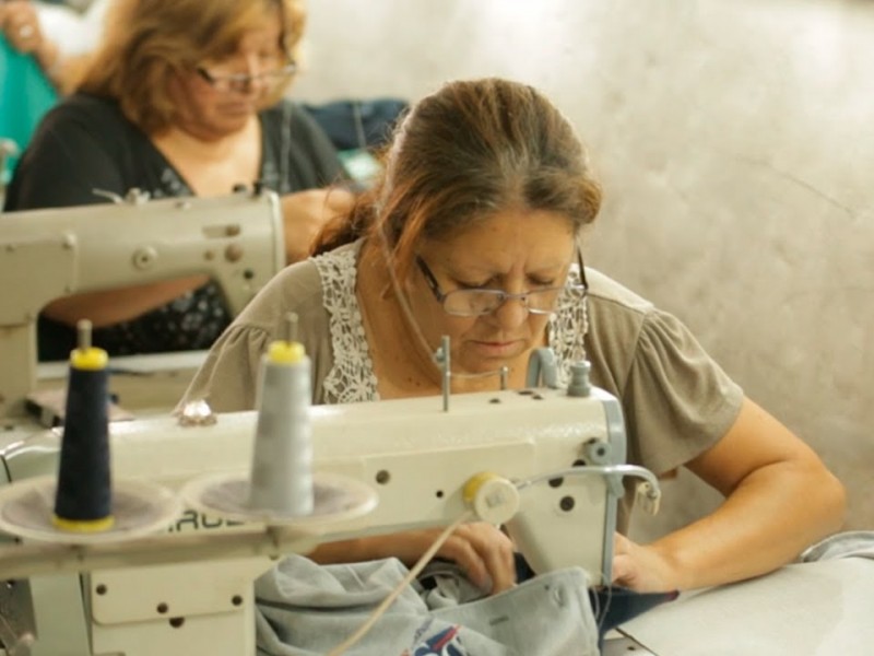 Apoyarán con créditos a pequeños emprendedores