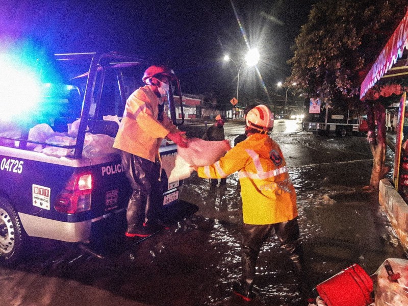 Apoyo a comunidades y fraccionamientos afectados por lluvias: PC Marqués