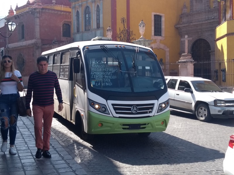 Aprobaron aumento a tarifas del transporte público urbano