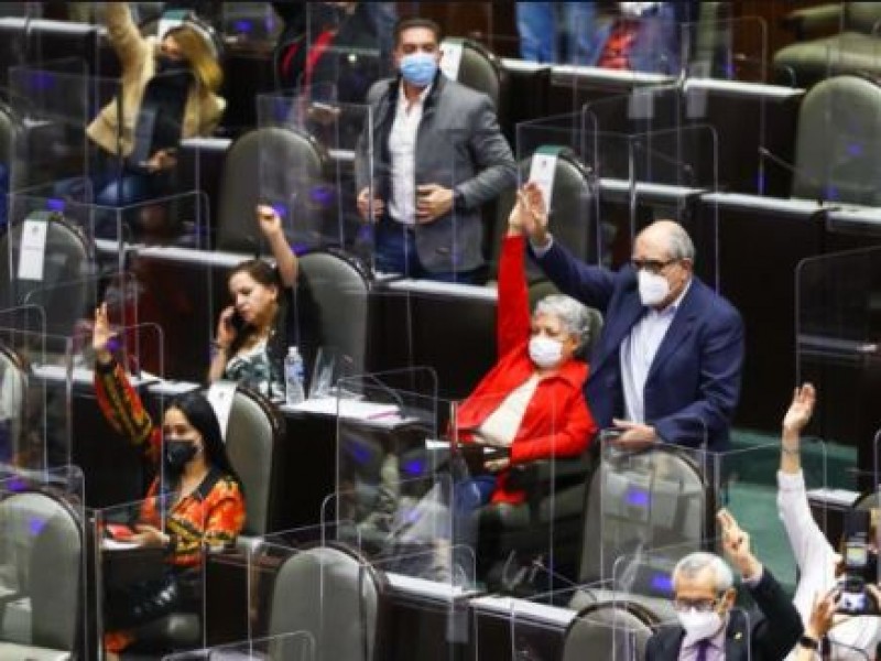 Aprueban diputados extinción de 109 fondos y fideicomisos