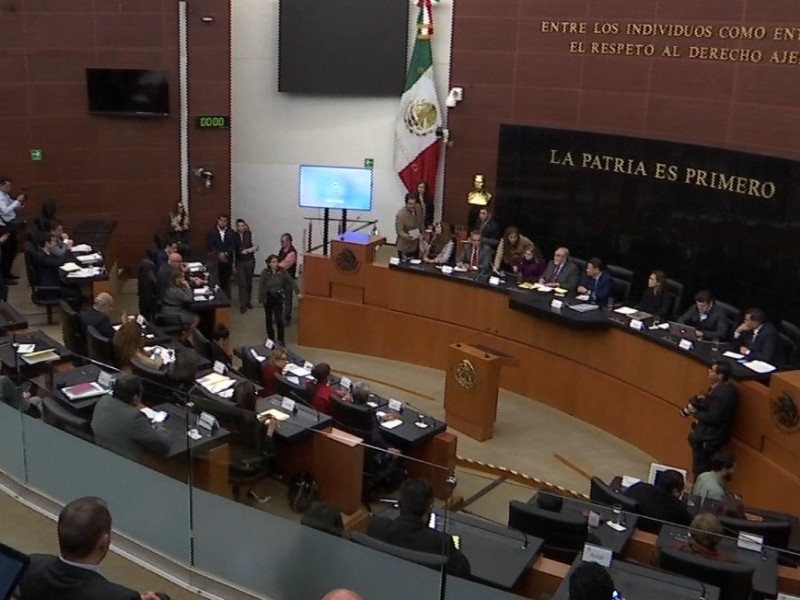 Aprueban revocación de mandato en el Senado