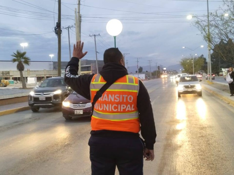Aprueban uso obligatorio de casco para acompañantes en motocicleta