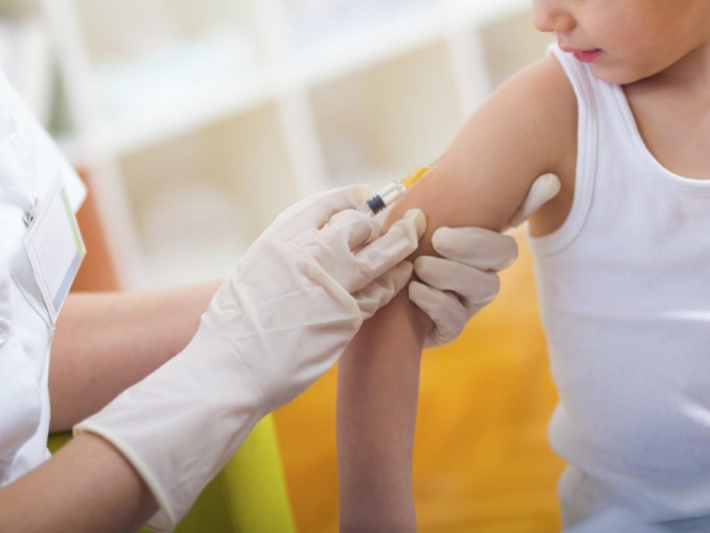 Aprueban vacuna para niños de 5 a 11 años
