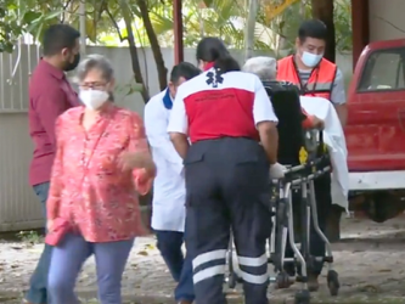 Apuñalan a sacerdote en asalto a parroquia en Tabasco