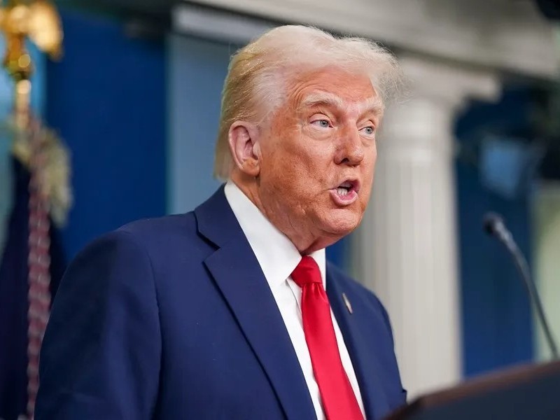 Aranceles de 100%  a cintas extranjeras, anuncia Trump