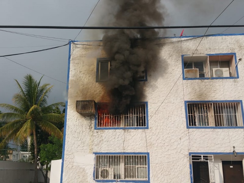 Arde aire acondicionado en Sábalo Country