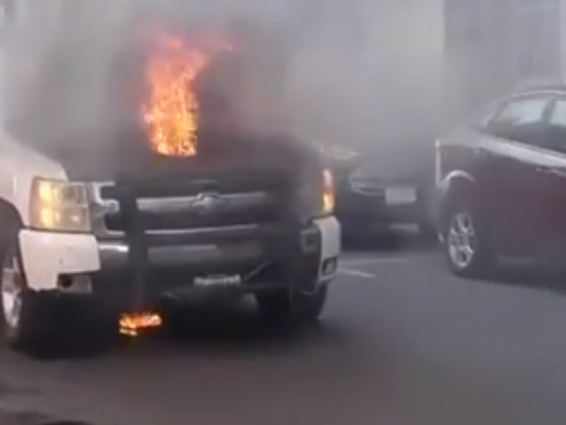 Arde patrulla de la DMSP en el centro histórico