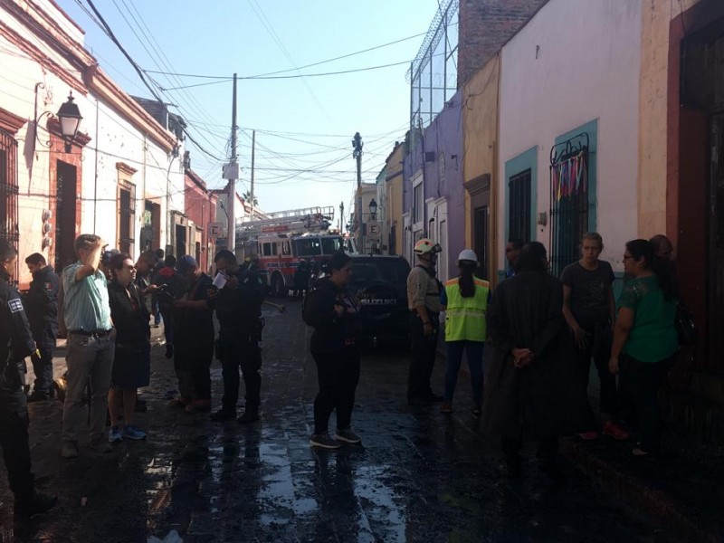 Arde vivienda en el Centro Histórico