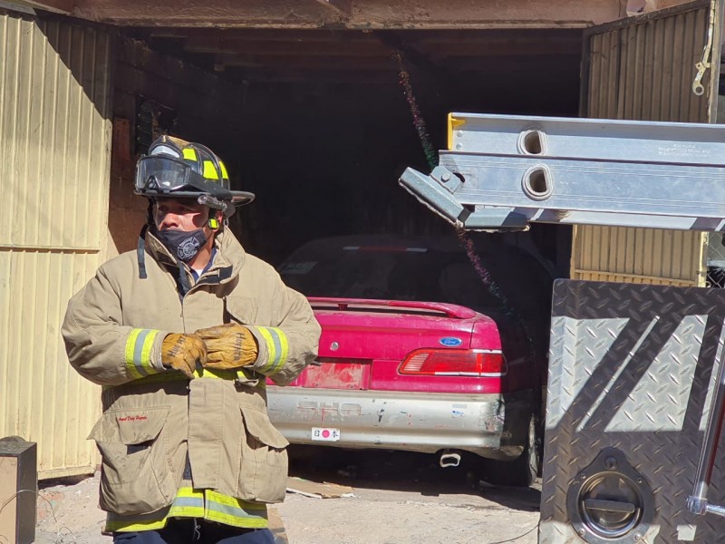 Arde vivienda en El Dorado, Guadalupe