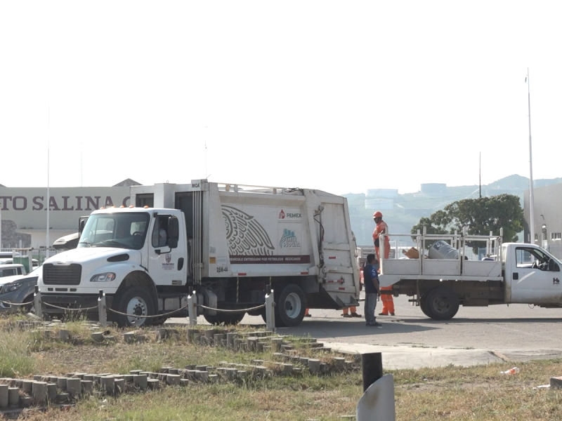 Área de basura está trabajando al 100 por ciento