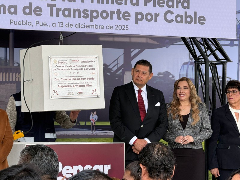 Armenta coloca primera piedra del Cable Bus Puebla, proyecto clave de movilidad