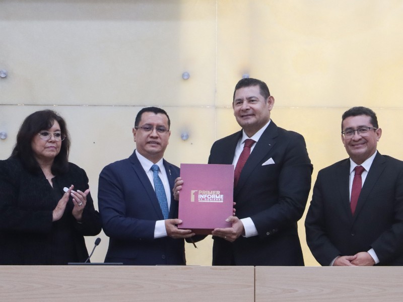 Armenta entrega Primer Informe en Congreso y exige mayor compromiso a gabinete