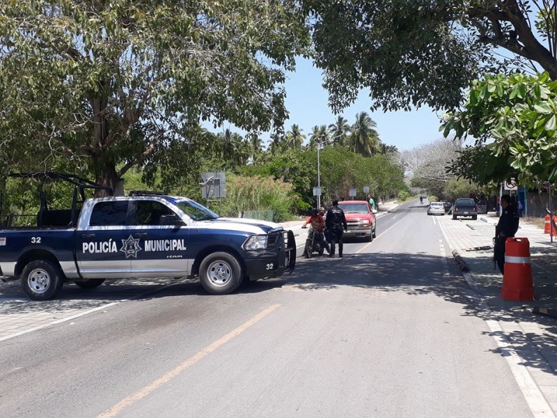 Armería mantiene restricciones en playas de Cuyutlán y El Paraíso