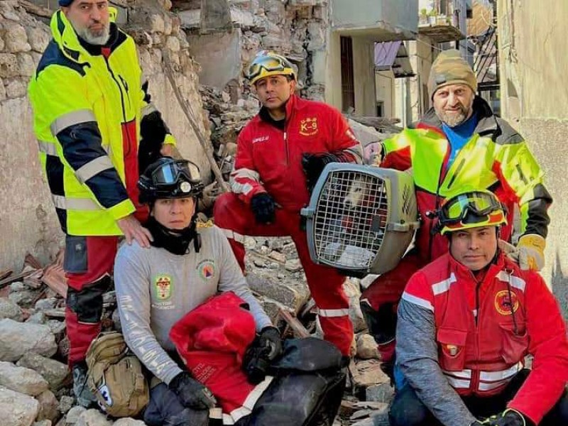 Arquitecto queretano acude a Turquía como voluntario