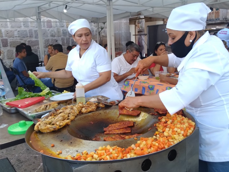 Arranca 13er Festival de la Enchilada y la Corunda