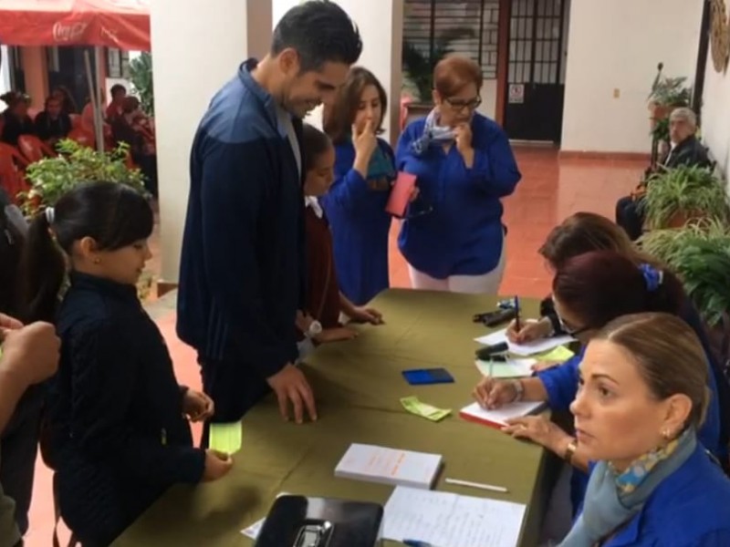 Arranca campaña de lentes a bajo costo