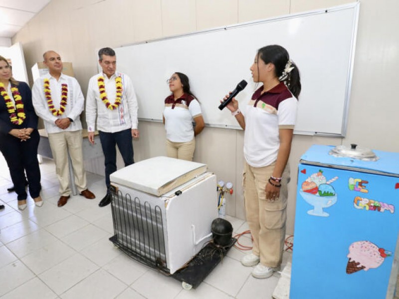 Arranca ciclo escolar en el Cecyte en Tuxtla