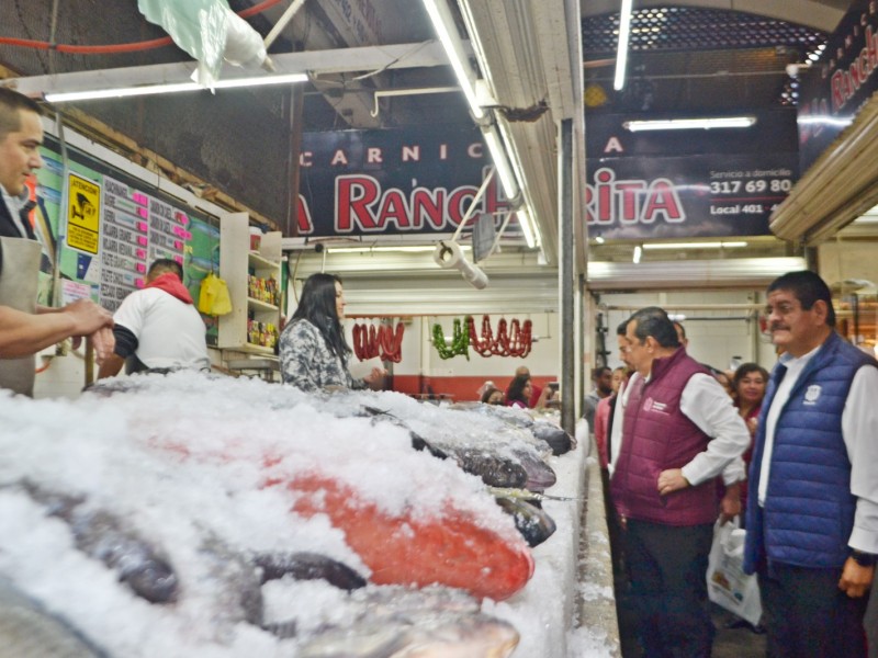 Arranca operativo de Cuaresma 2023 en mercados municipales de Morelia