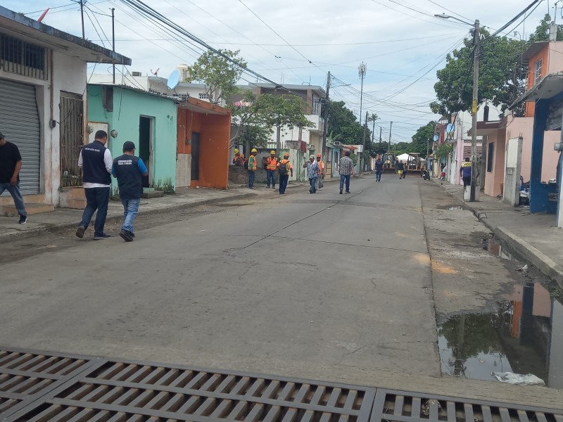 Arranca pavimentación de la avenida Independencia en Boca del Río