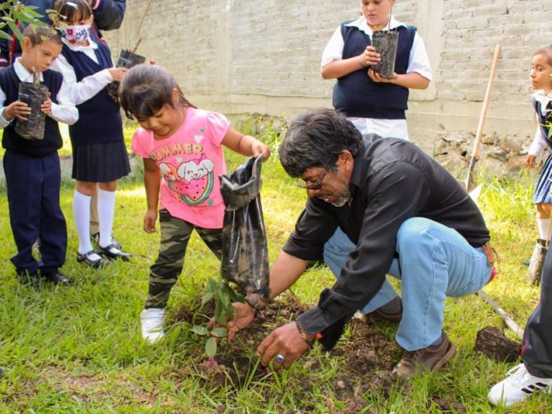 Arranca proyecto escuelas sustentables en Tangancícuaro