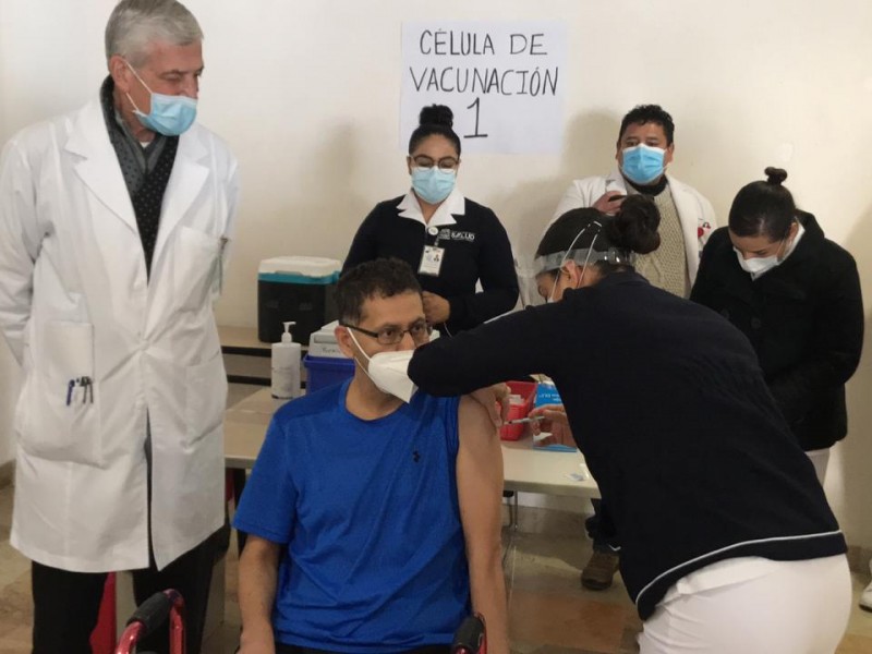 Arranca vacunación COVID en Zacatecas