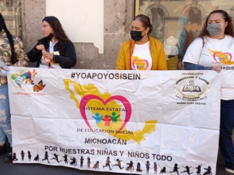 Arrancan mesas de trabajo para regresar estancias infantiles a Michoacán