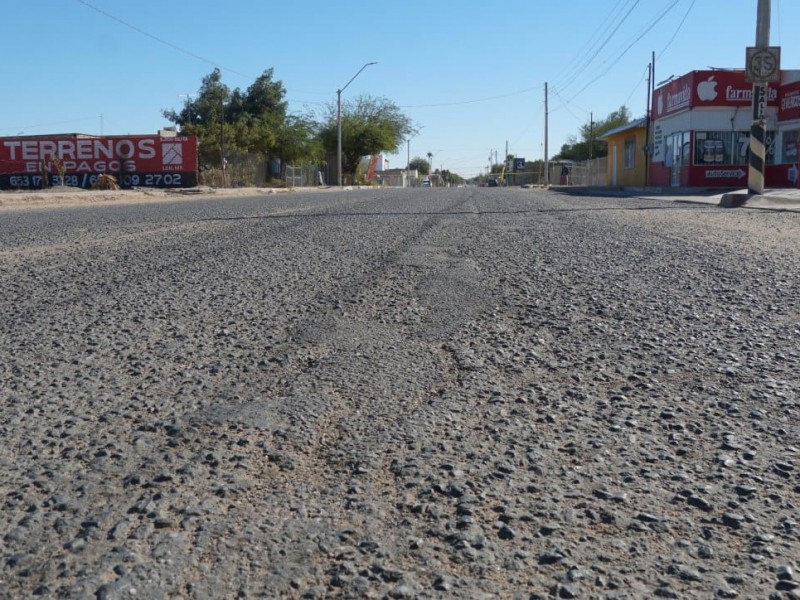 Arrancan trabajos de repavimentación en la avenida Dalias