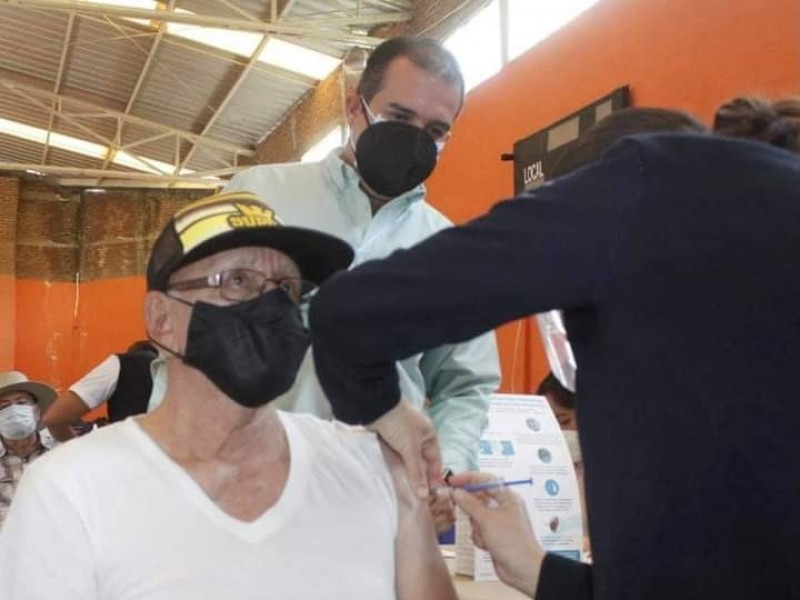 Arrancó Jornada de vacunación anti COVID en Ixtlán