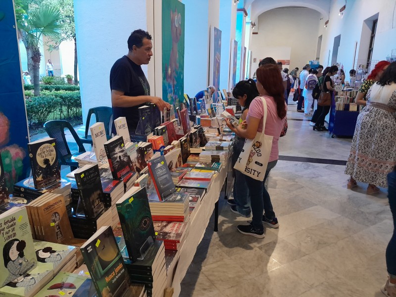 Arrancó la Feria del  Libro en Veracruz