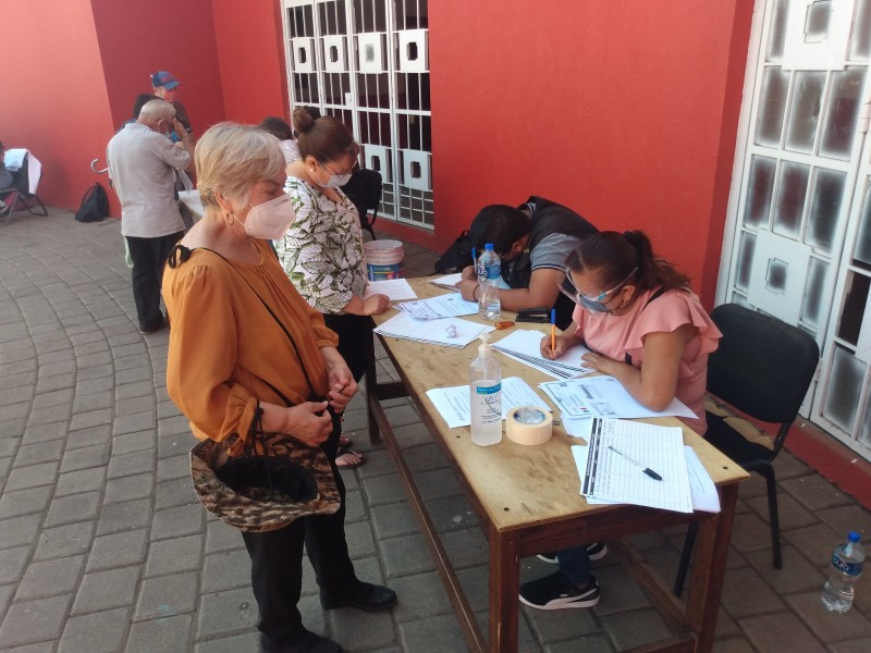 Arrancó pre registro de adultos mayores para vacunación en Zamora