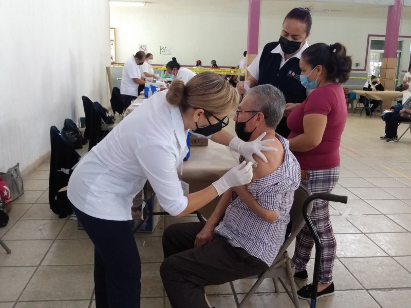 Arrancó segunda jornada de vacunación anti COVID en Jacona
