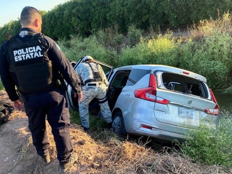 Arrestan a grupo armado y aseguran arsenal