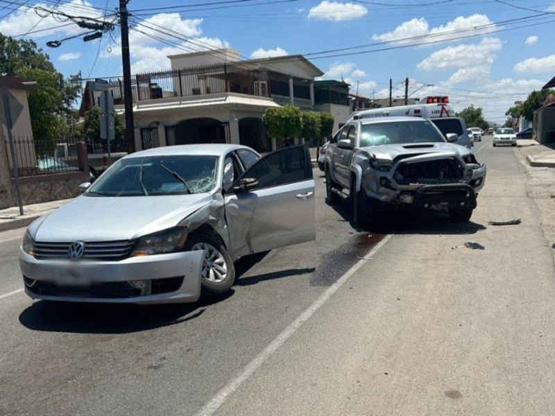 Arrestan a sujeto armado y con droga tras persecución