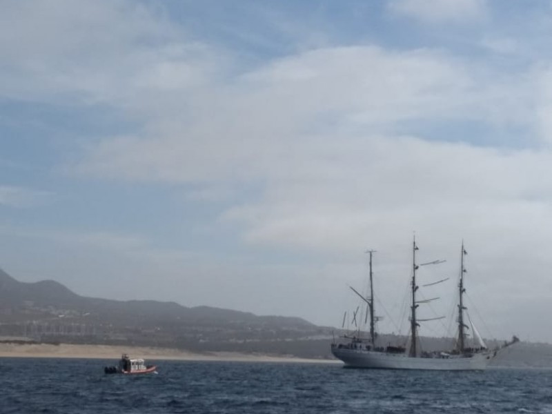 Arriba Buque Cuauhtémoc al puerto de CSL