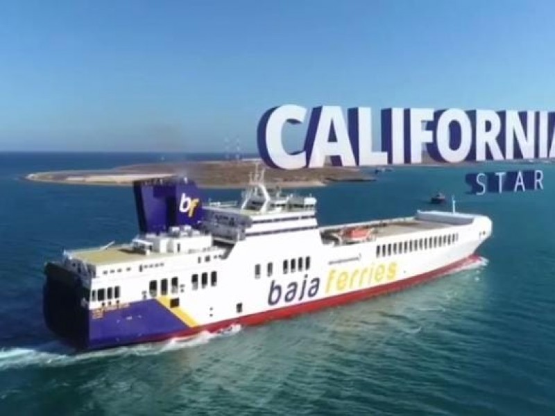 Arriba ''California Star'', el buque más grande de América Latina