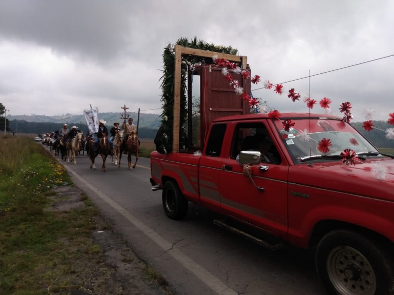 Arriban más de 10 mil peregrinos a Chalma