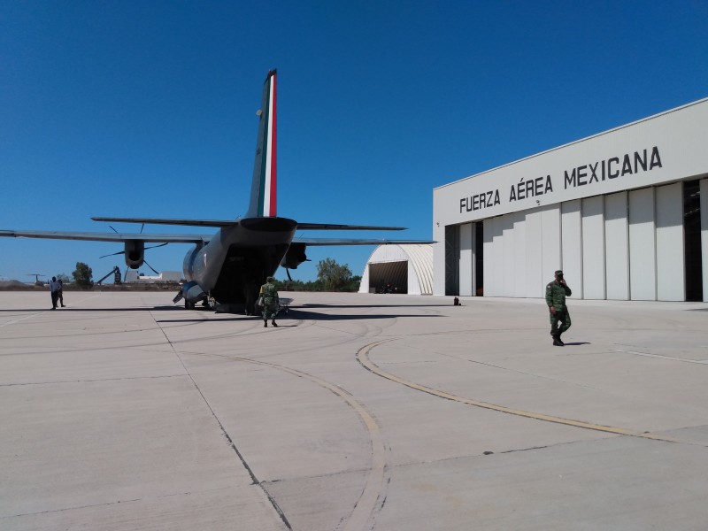 Arribó aeronave de las fuerzas armadas con insumos médicos