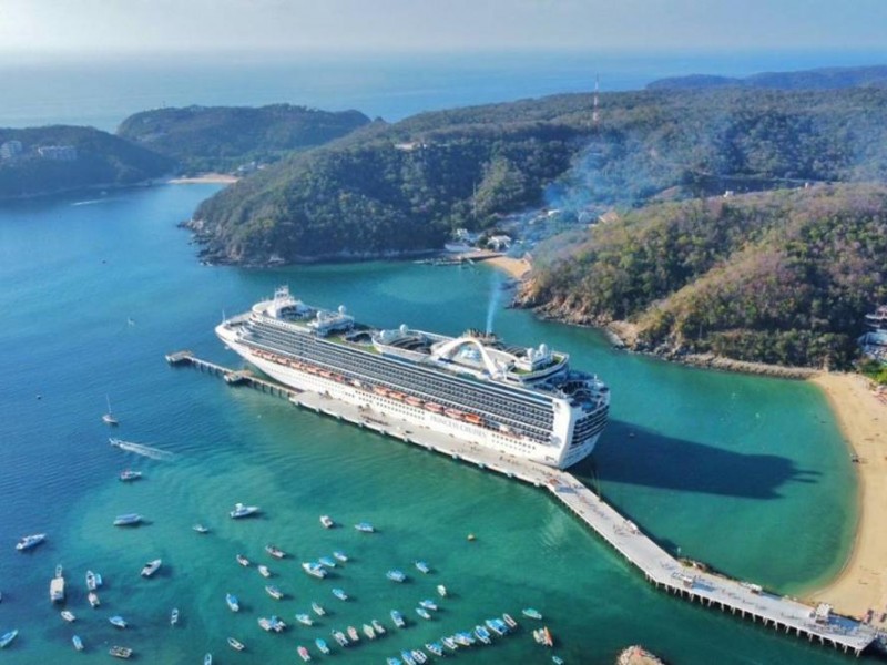 Arribo de crucero genera derrama de 3 MDP en Huatulco