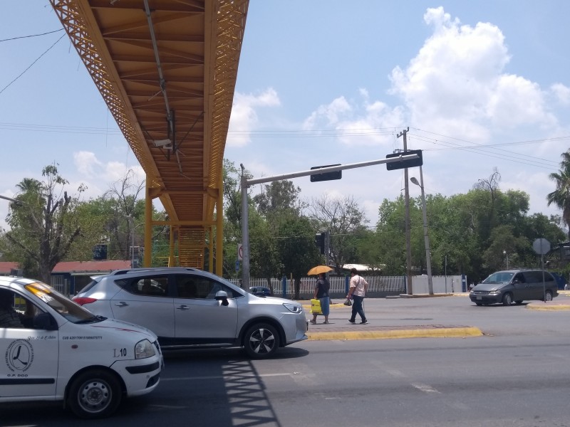 Arriesgan vida por no utilizar puente peatonal