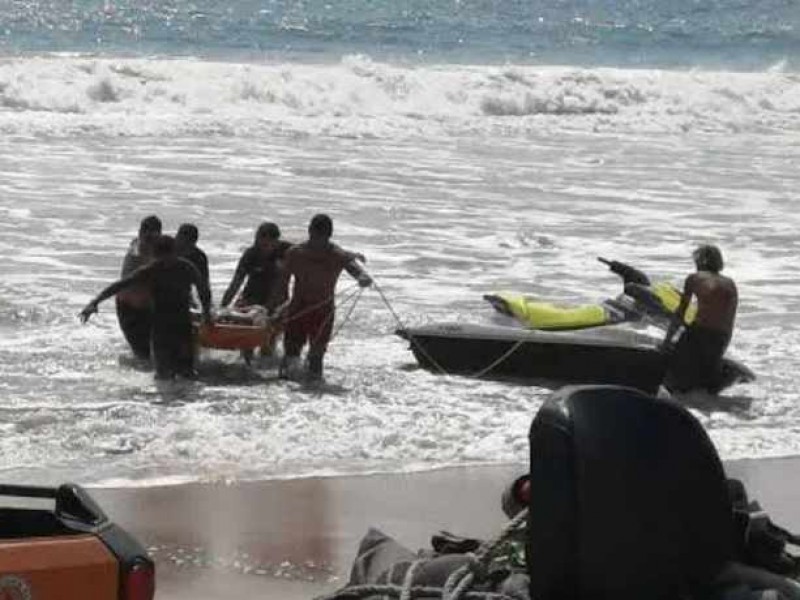 Arroja mar en Zihuatanejo, cuerpo de niña ahogada en Michoacán