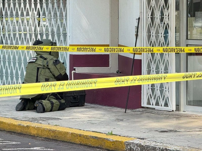 Arrojan granada al Instituto Nacional de Migración
