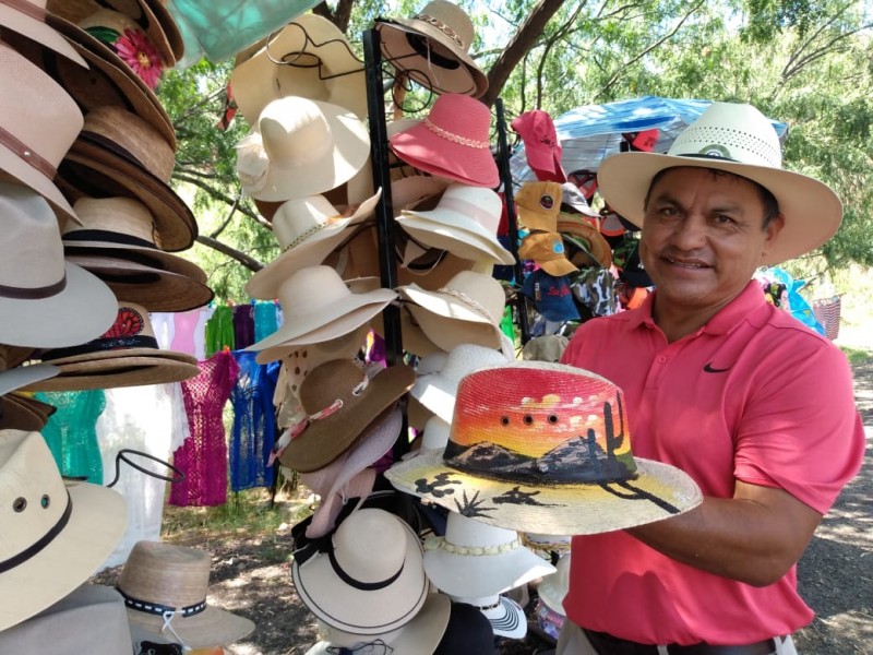 Arte en sombreros nuevo souvenir en San Carlos