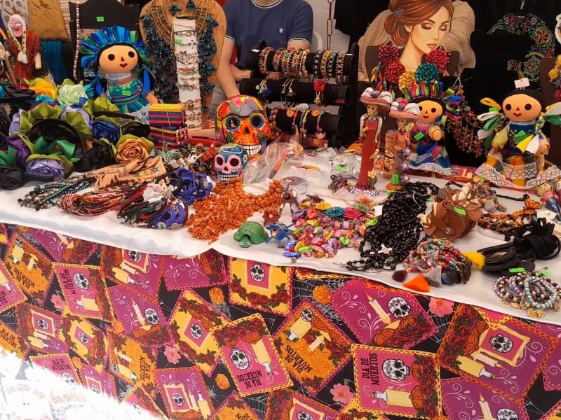 Artesanos de Jiquilpan partipan en expo