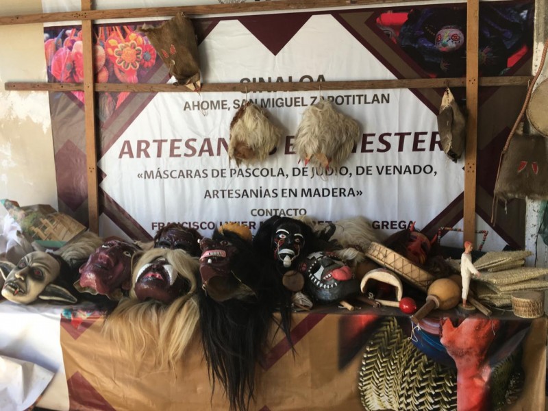 Artesanos de San Miguel visten de color las fiestas tradicionales