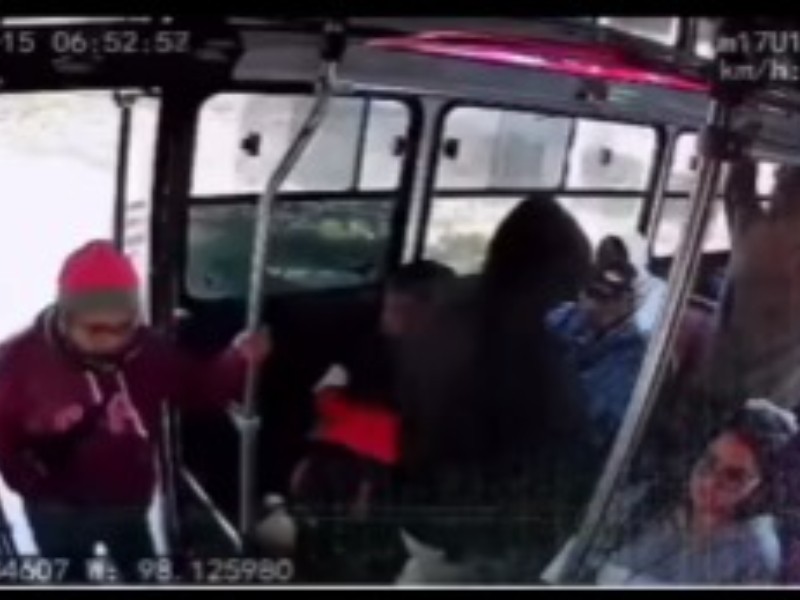 Asaltan a pasajeros de la ruta M17